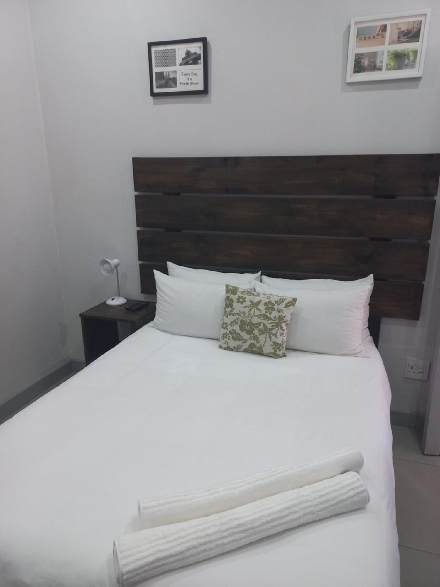 Triple9 Hatfield Guesthouse Pretoria Room photo